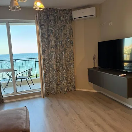 Sea View On The Beachfront Appartement Sveti Vlas